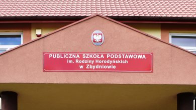 Poland 2025 697 Zbydniów - Horodyński School.jpg